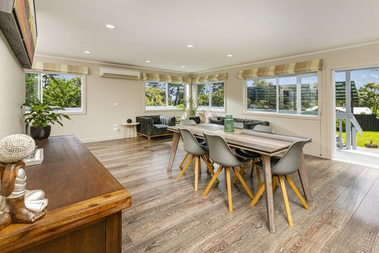 Photo of property in 132 Attwood Road, Paremoremo, Auckland, 0632