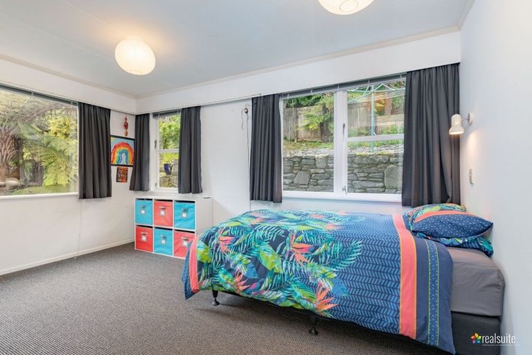 Photo of property in 24 Jocelyn Crescent, Pinehaven, Upper Hutt, 5019