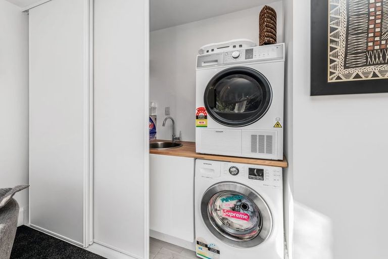 Photo of property in 11 Aynsley Terrace, Hillsborough, Christchurch, 8022