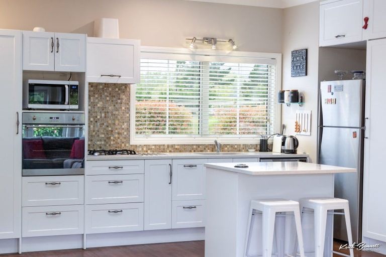 Photo of property in Rovale Estate, 123c Johnsons Road, Whitemans Valley, Upper Hutt, 5371