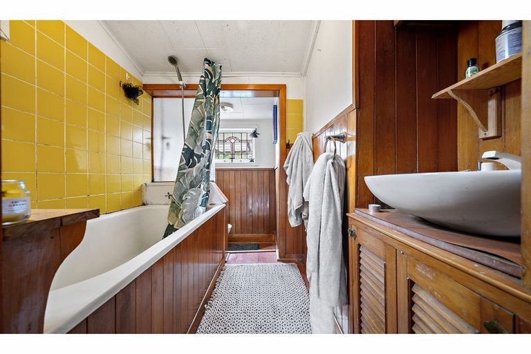 Photo of property in 1/28 Hay Street, Bromley, Christchurch, 8062