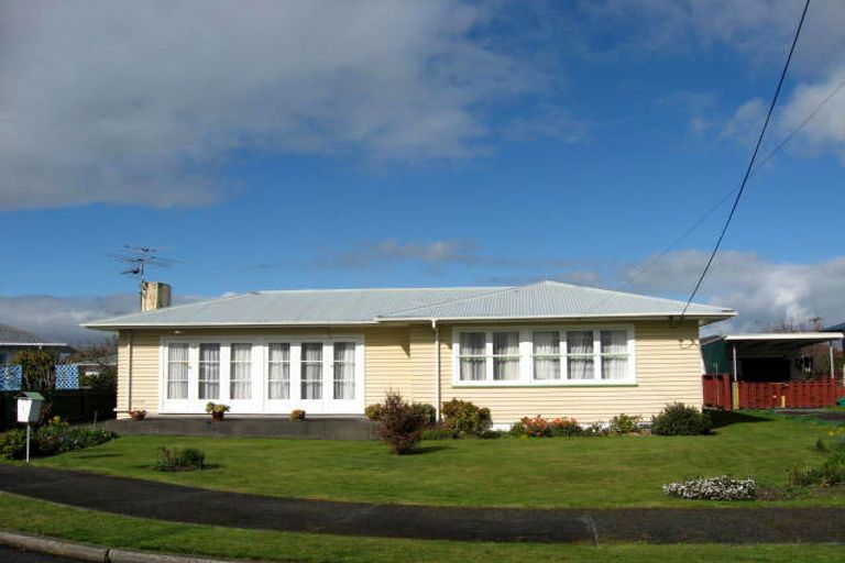 Photo of property in 6 Jellicoe Place, Solway, Masterton, 5810
