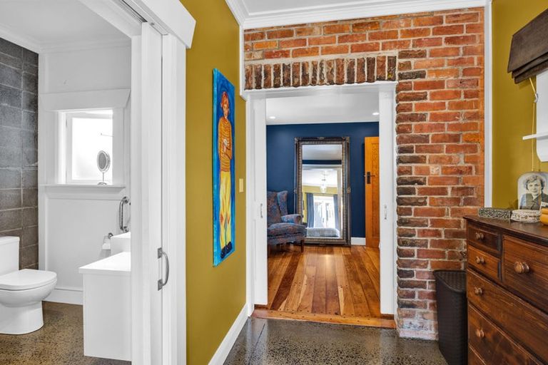 Photo of property in 20 Wallace Place, Westown, New Plymouth, 4310