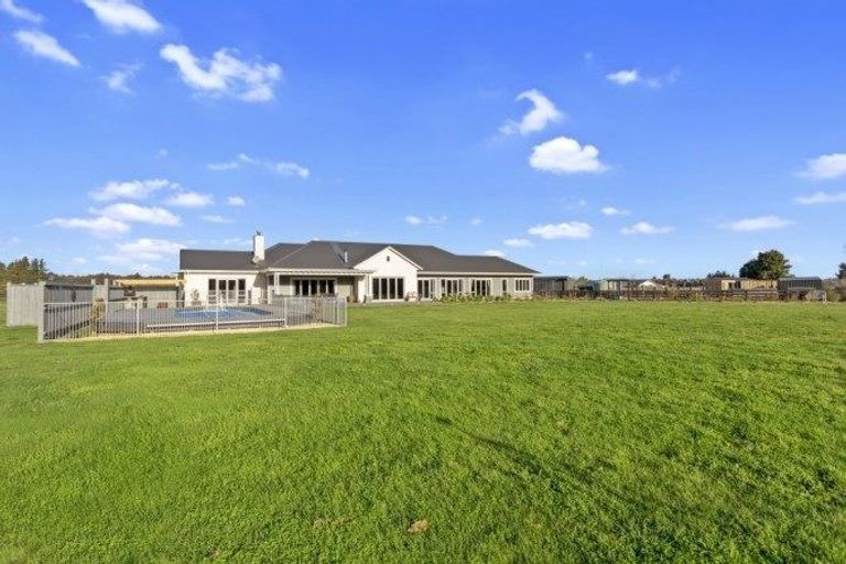 Photo of property in 643 Barkers Road, Loburn, Rangiora, 7472