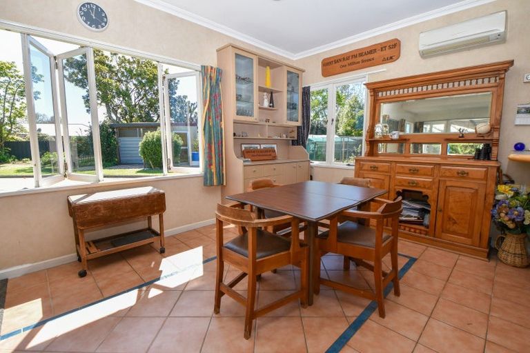 Photo of property in 258 High Street North, Carterton, 5713