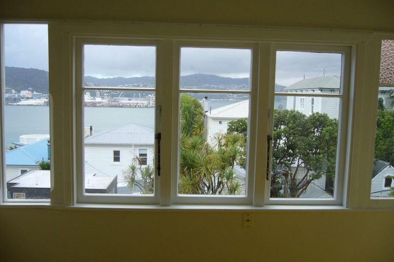 Photo of property in 6 Telford Terrace, Oriental Bay, Wellington, 6011