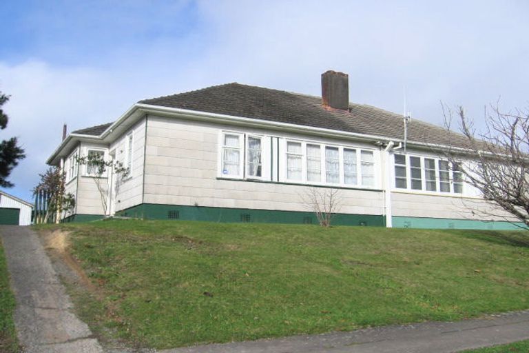 Photo of property in 98 Rangiora Avenue, Roslyn, Palmerston North, 4414
