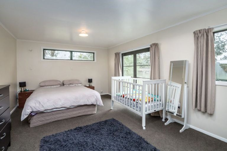 Photo of property in 51 Charles Street, Carterton, 5713