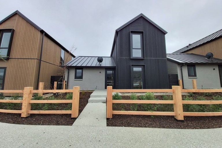 Photo of property in 17 Mulholland Drive, Darfield, 7571