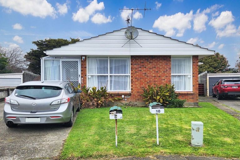 Photo of property in 10 Amberley Grove, Hutt Central, Lower Hutt, 5010