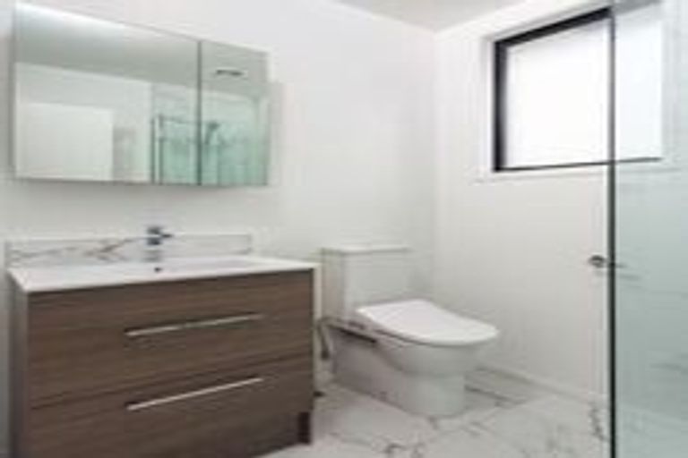 Photo of property in 2/216 Worcester Street, Christchurch Central, Christchurch, 8011
