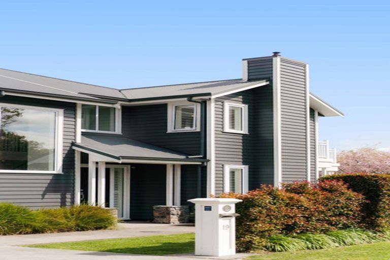 Photo of property in 19 Hinau Road, Karaka, Papakura, 2113