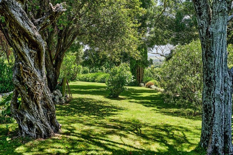 Photo of property in 8 Maungahina Road, Te Ore Ore, Masterton, 5886