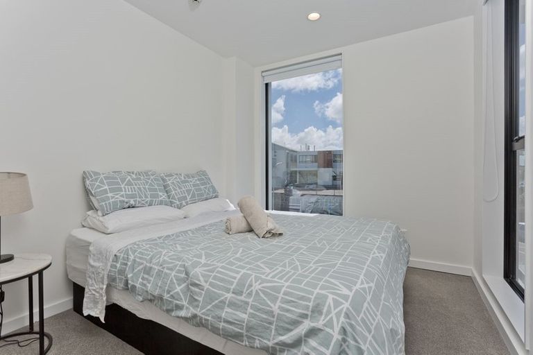 Photo of property in 309/19 Rawene Road, Birkenhead, Auckland, 0626