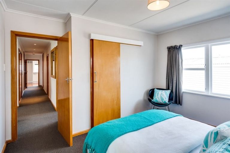 Photo of property in 44 James Foley Avenue, Pirimai, Napier, 4112