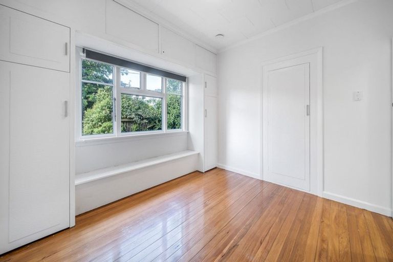 Photo of property in 15 Wittys Road, Avonhead, Christchurch, 8042