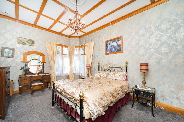 Photo of property in 136 Russell Street, Palmerston North, 4414
