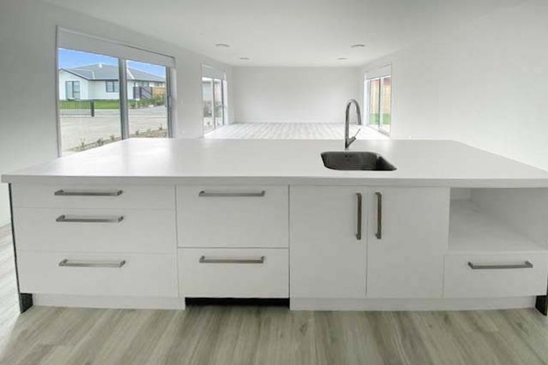 Photo of property in 24 Gemstone Place, Rolleston, 7615