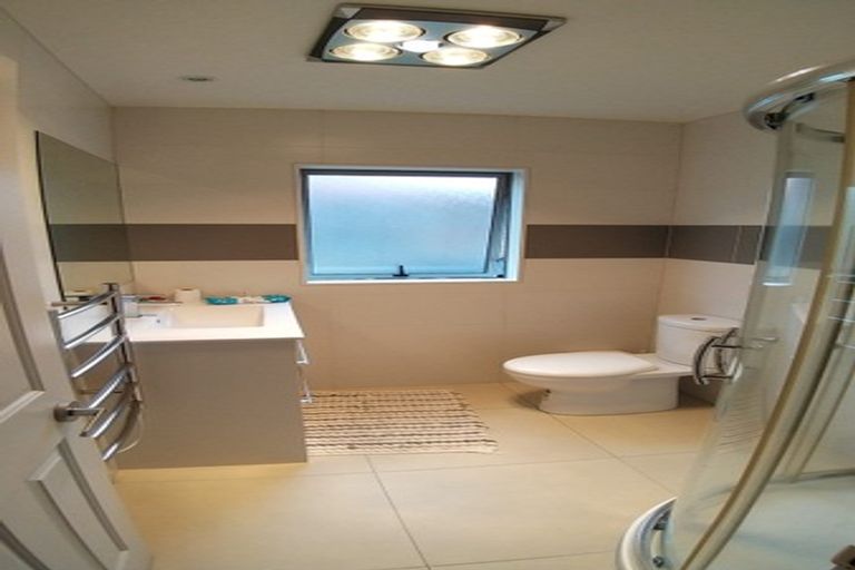 Photo of property in 1 Portofina Place, Flat Bush, Auckland, 2019