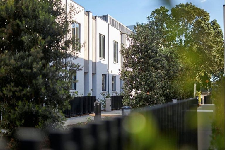 Photo of property in 17/666b Great South Road, Ellerslie, Auckland, 1051