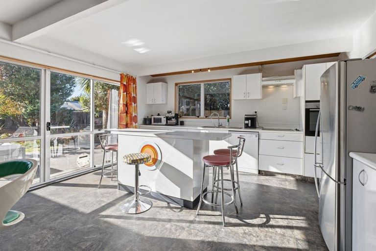 Photo of property in 18 Croziers Road, St Albans, Christchurch, 8052