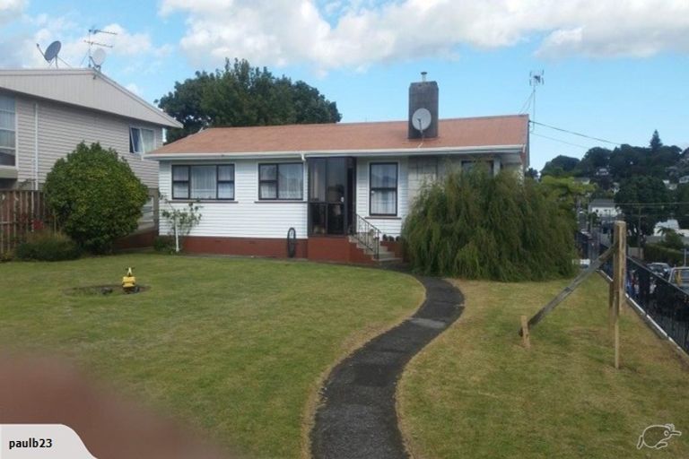 Photo of property in 225 Saint Aubyn Street, New Plymouth, 4310