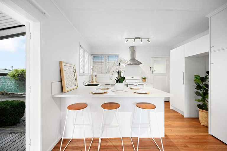 Photo of property in 64 Aurora Terrace, Hillcrest, Hamilton, 3216