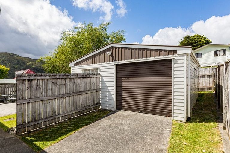 Photo of property in 15 Stockdale Street, Wainuiomata, Lower Hutt, 5014