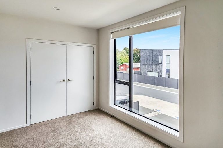 Photo of property in 37 Pipi Place, Levin, 5510