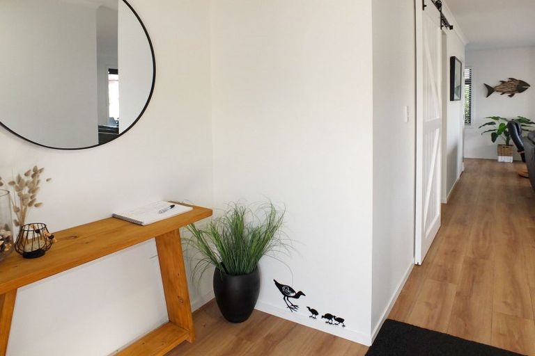 Photo of property in 50 Shortt Street, Foxton Beach, Foxton, 4815