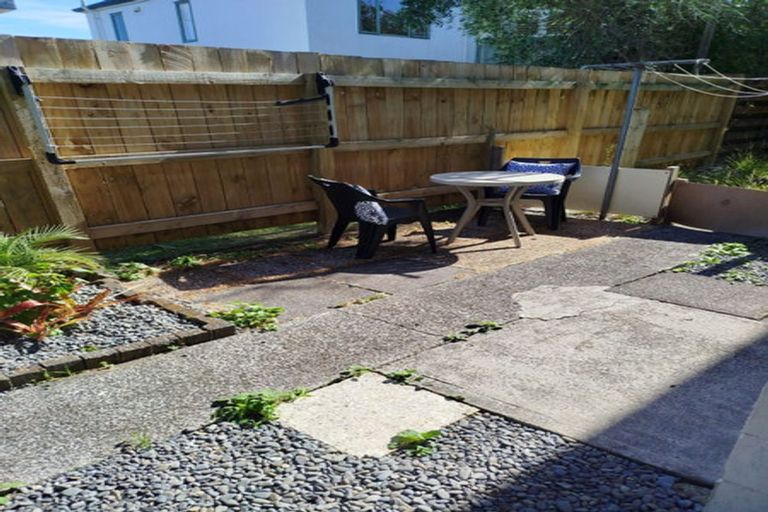 Photo of property in 3/772 Beach Road, Browns Bay, Auckland, 0630