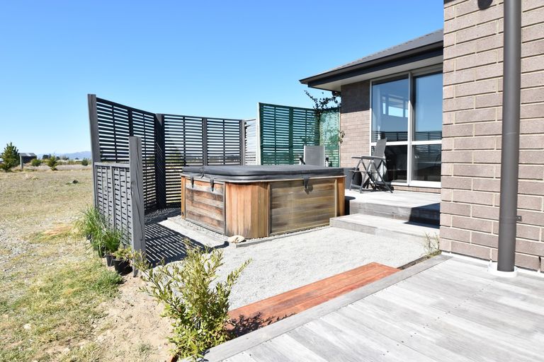 Photo of property in 100 Boundary Terrace, Twizel, 7999