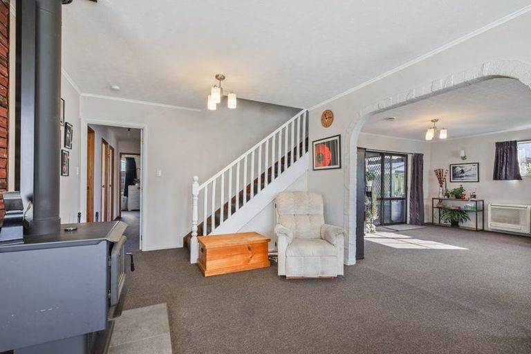 Photo of property in 25 Burnett Street, Oxford, 7430