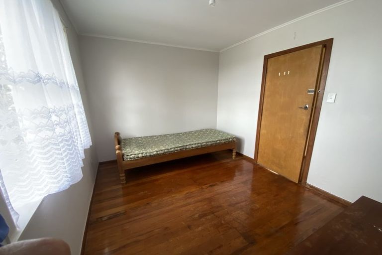 Photo of property in 83 Hepburn Road, Glendene, Auckland, 0602