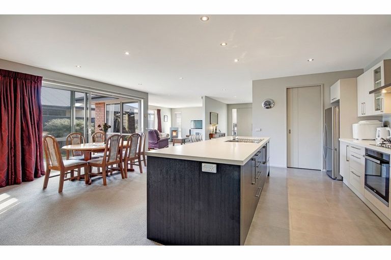 Photo of property in 3 Puaka Street, Pegasus, 7612