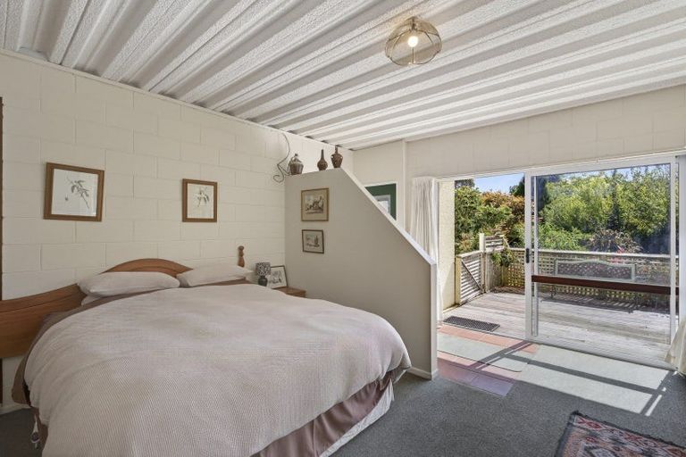 Photo of property in 6a Leatham Avenue, Strandon, New Plymouth, 4312