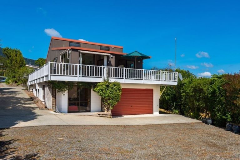 Photo of property in 239b Waikawa Road, Waikawa, Picton, 7220