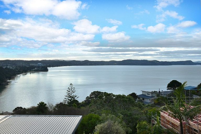 Photo of property in 68a Vipond Road, Stanmore Bay, Whangaparaoa, 0932