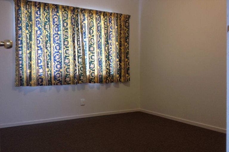 Photo of property in 46 Barneys Farm Road, Clendon Park, Auckland, 2103
