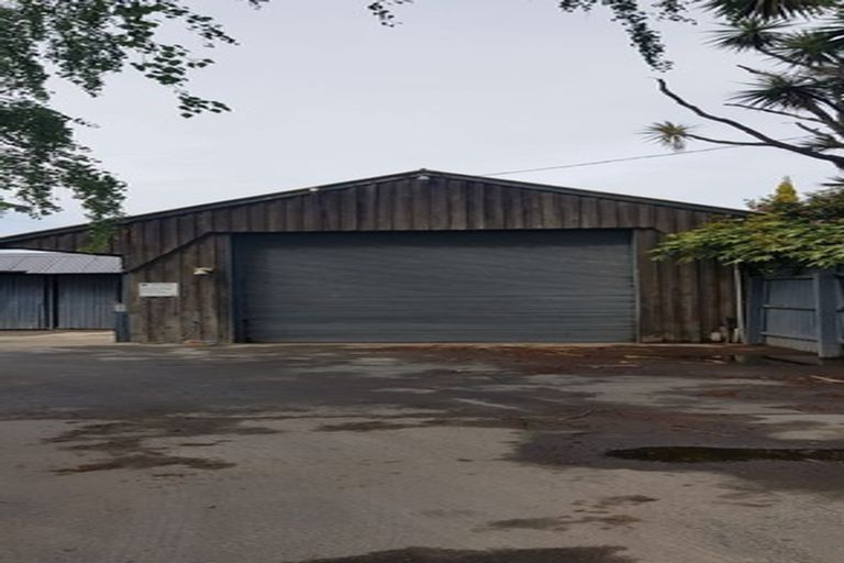 Photo of property in 733 Harewood Road, Harewood, Christchurch, 8051