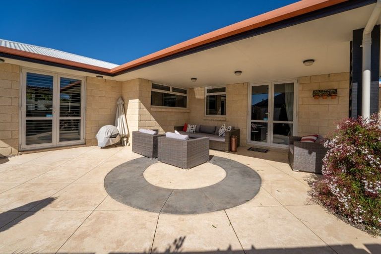 Photo of property in 41 Cambelldon Crescent, Stoke, Nelson, 7011