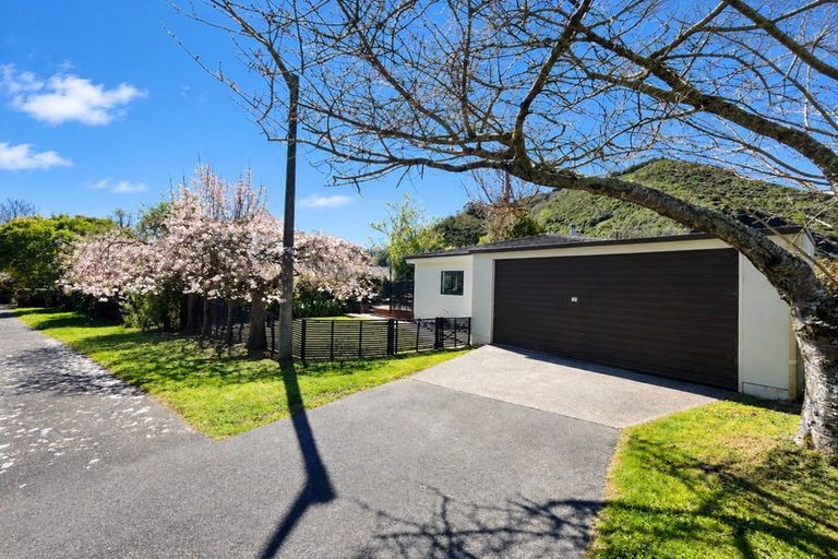 Photo of property in 16 Robinson Road, The Brook, Nelson, 7010