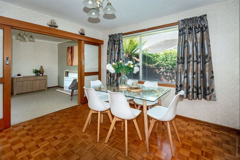 Photo of property in 55 Glenmore Avenue, Casebrook, Christchurch, 8051