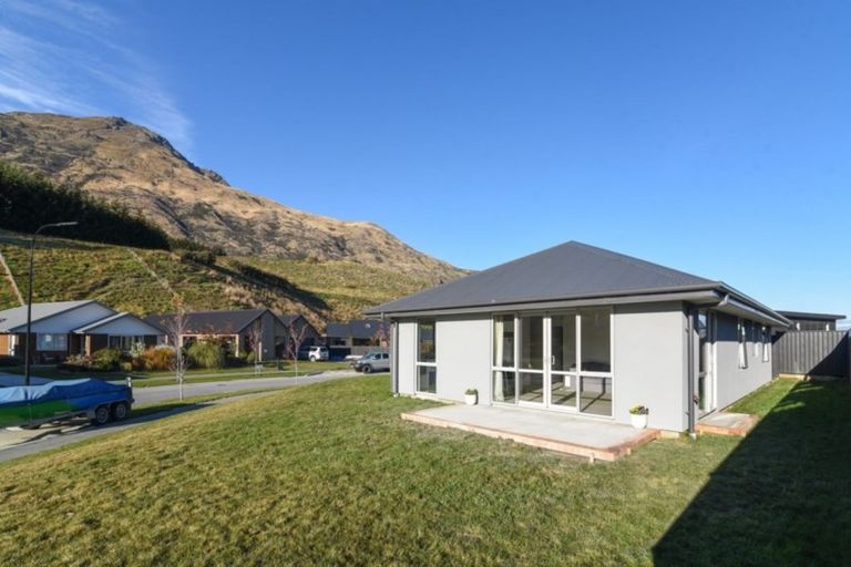 Photo of property in 41 Risinghurst Terrace, Lower Shotover, Queenstown, 9304