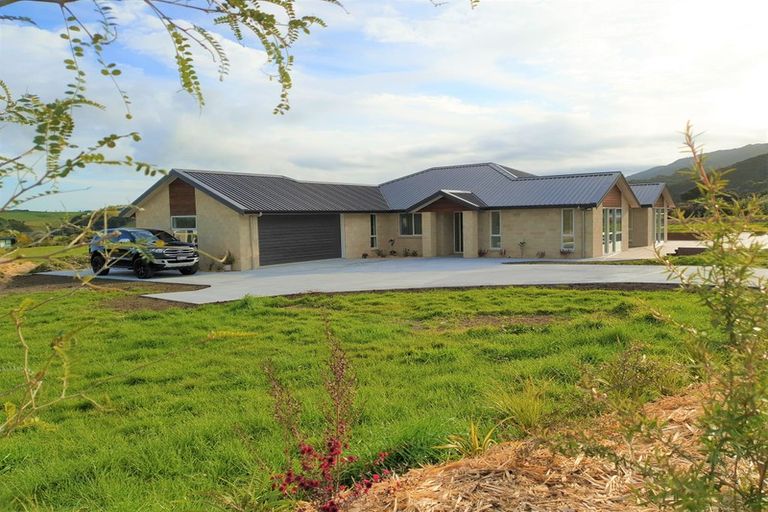 Photo of property in 15 Woodleigh Lane, Mangawhai, 0573