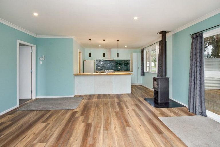 Photo of property in 38 Devon Street, Picton, 7220