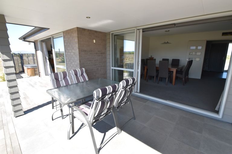 Photo of property in 100 Boundary Terrace, Twizel, 7999