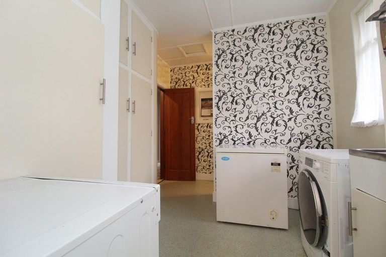 Photo of property in 72 Shearman Street, Waimate, 7924