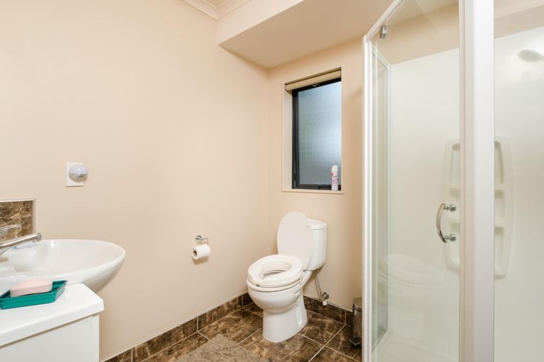 Photo of property in 250a Te Atatu Road, Te Atatu South, Auckland, 0610