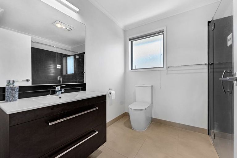 Photo of property in 36 Harriet Johnston Drive, Pokeno, 2402